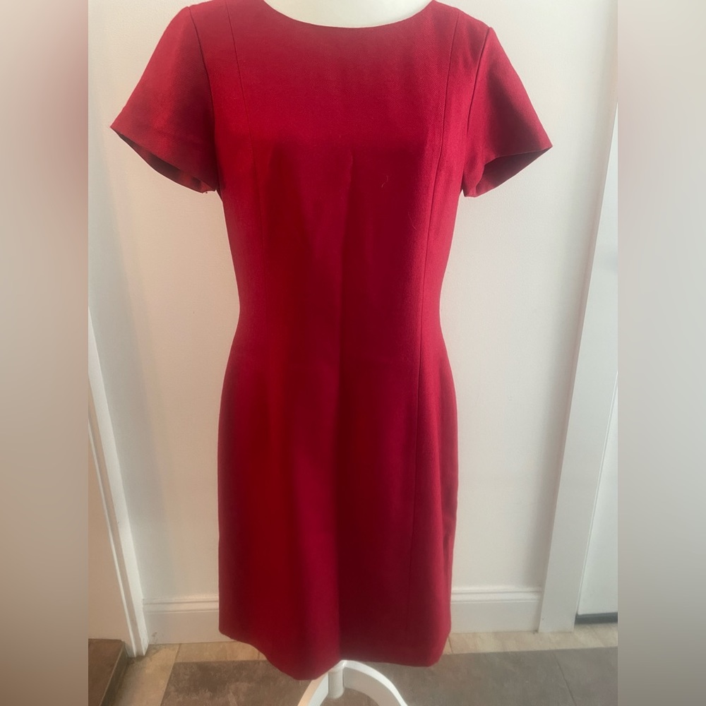 Women’s Brooks Brothers (EUC)Fully Lined Dress with 8in Back Slit - Size 10